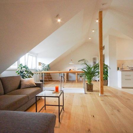 Modernes Und Helles Apartment Im Loft Stil Heidelberg Exterior photo